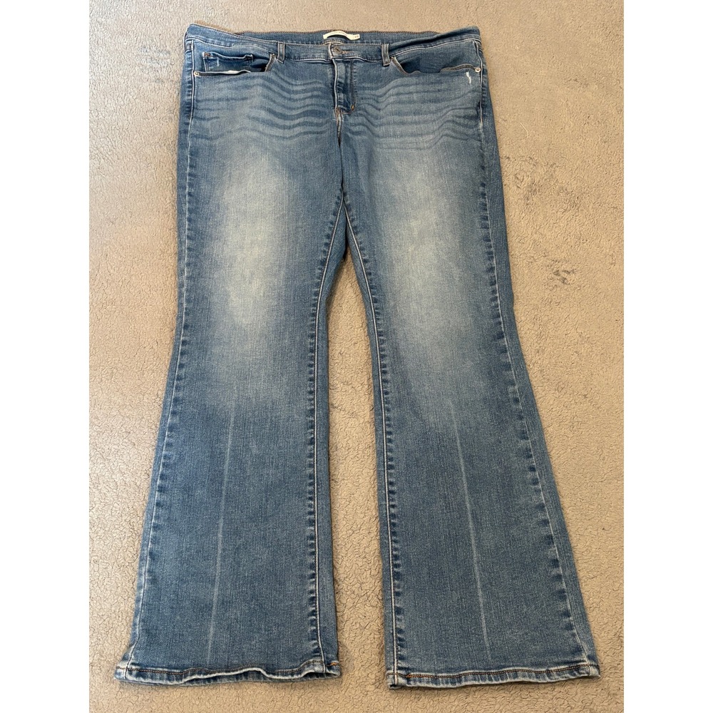 Levis Classic Bootcut Jeans Womens 18 Medium Wash Blue Denim Stretch Mid Rise